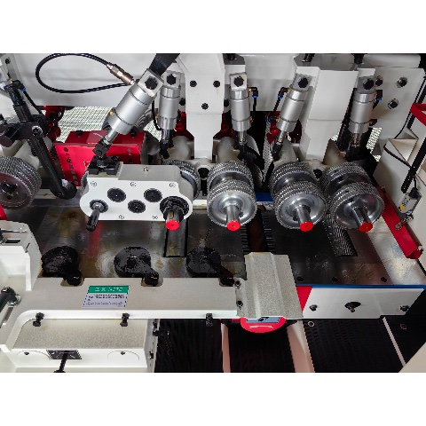 QCM Profil Freze Makinesi resim 6